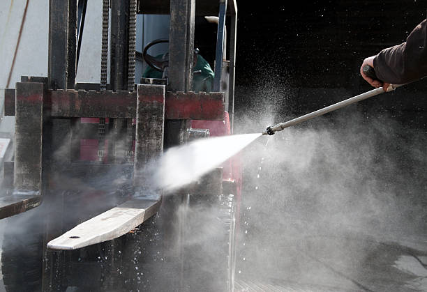 Professional Pressure Washing Services in Tara Hills, CA